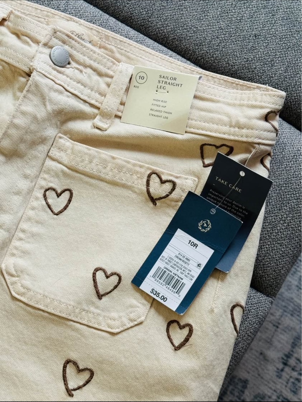 🤎 Heart Embroidered Jeans (Sz 10)